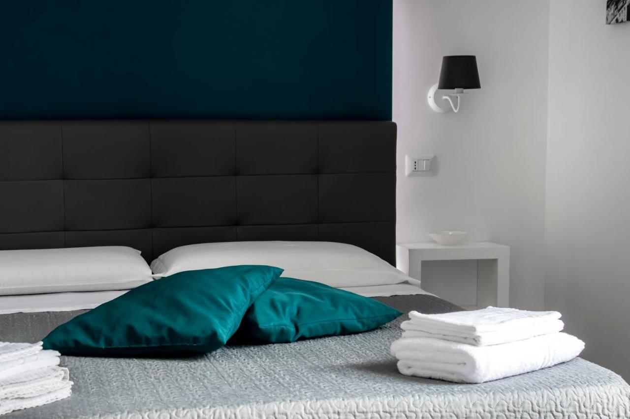 Aurora Luxury Rooms 那不勒斯 外观 照片